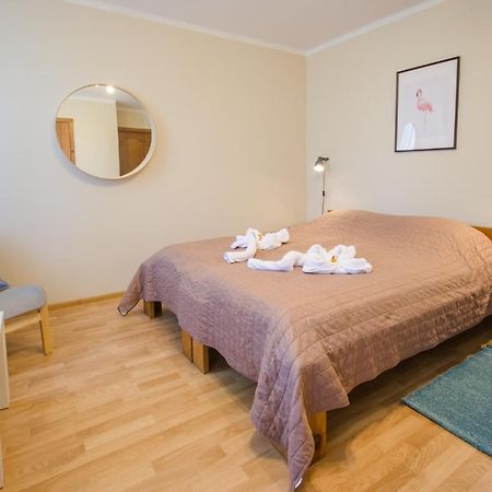 Veldzes Nams Hotel Ventspils Ngoại thất bức ảnh